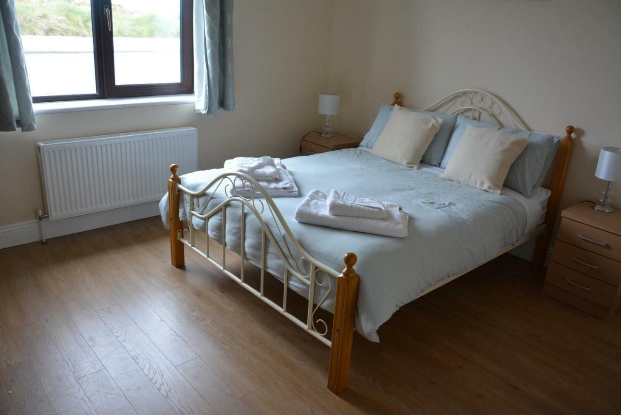 Copper Coast B&B Bunmahon Ngoại thất bức ảnh