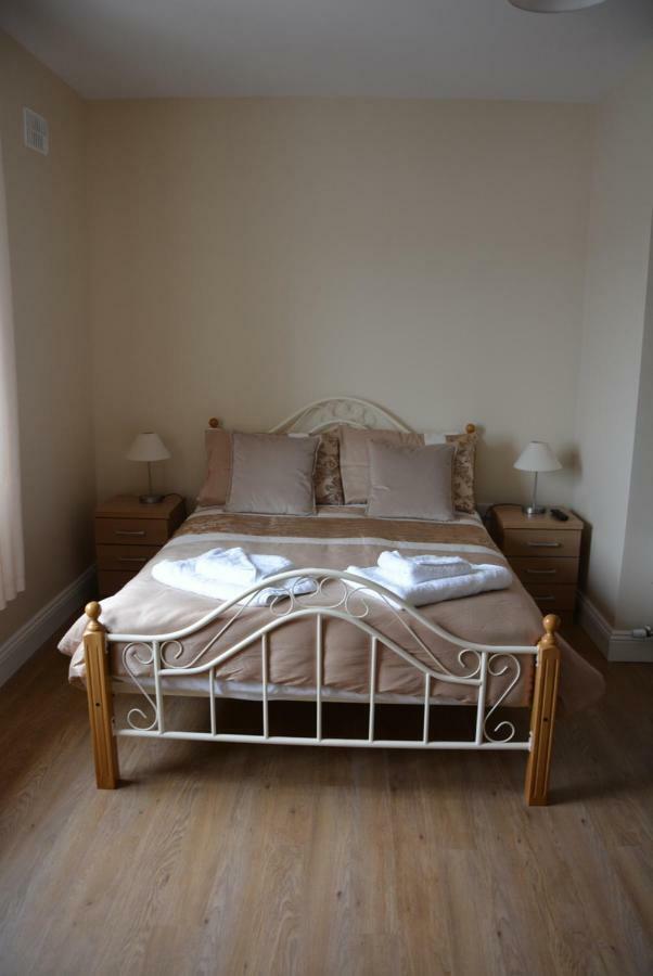 Copper Coast B&B Bunmahon Ngoại thất bức ảnh